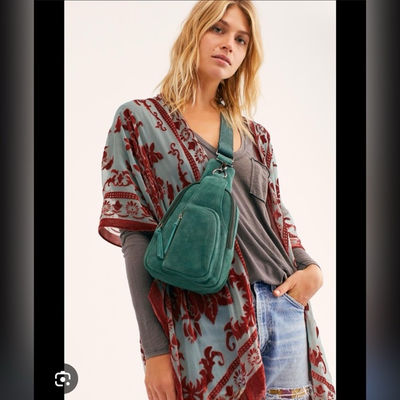 Free People Hudson Sling Bag in
Green SOLD OUT - Picture 3 of 7